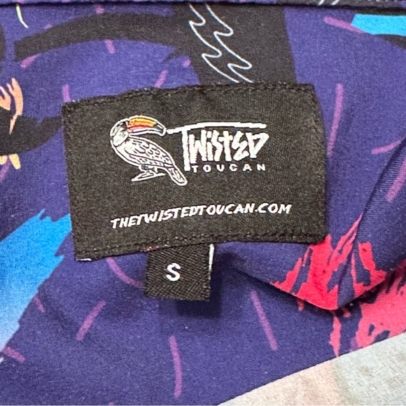 Twisted Toucan Hawaiian Shirt Miami Nights Vice City Neon Retro Sunset Palm Tree - Picture 6 of 8